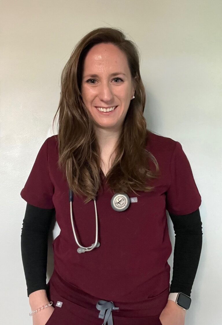 Dr. Kristina Toth