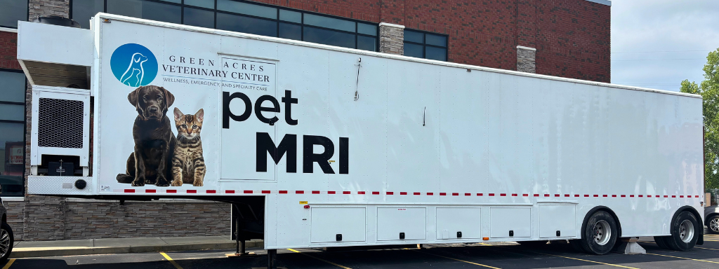 Green Acres Veterinary Center's MRI trailer